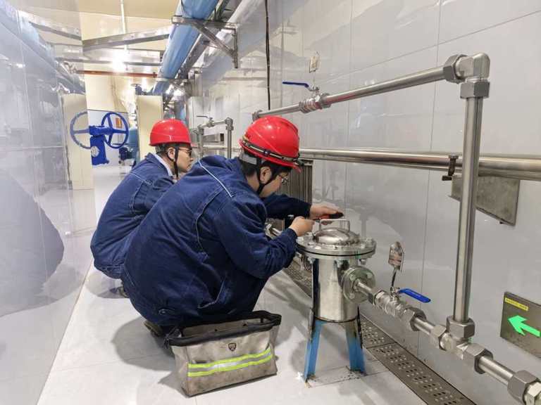 江垭水电站机组主轴密封水智能节造获得沉大突破